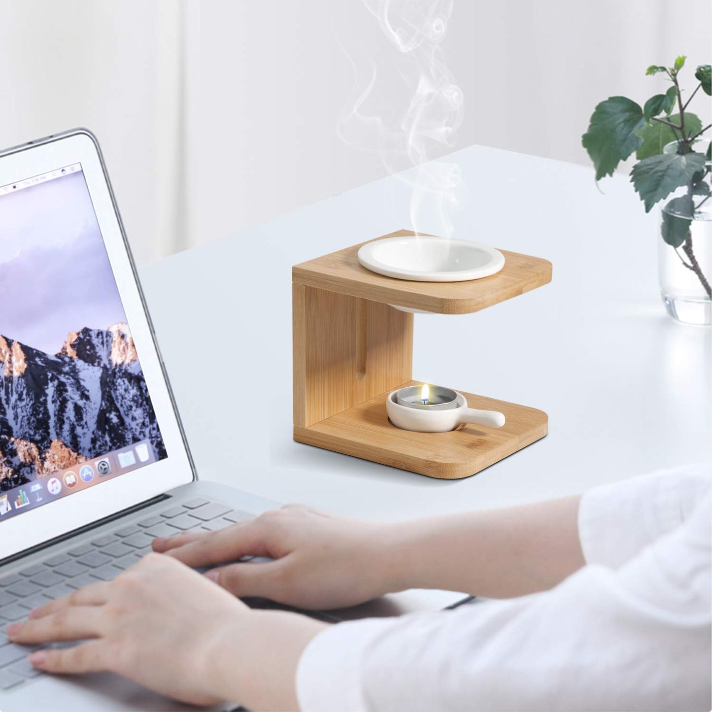 Quemador aceites esenciales ComSaf con diseño elegante