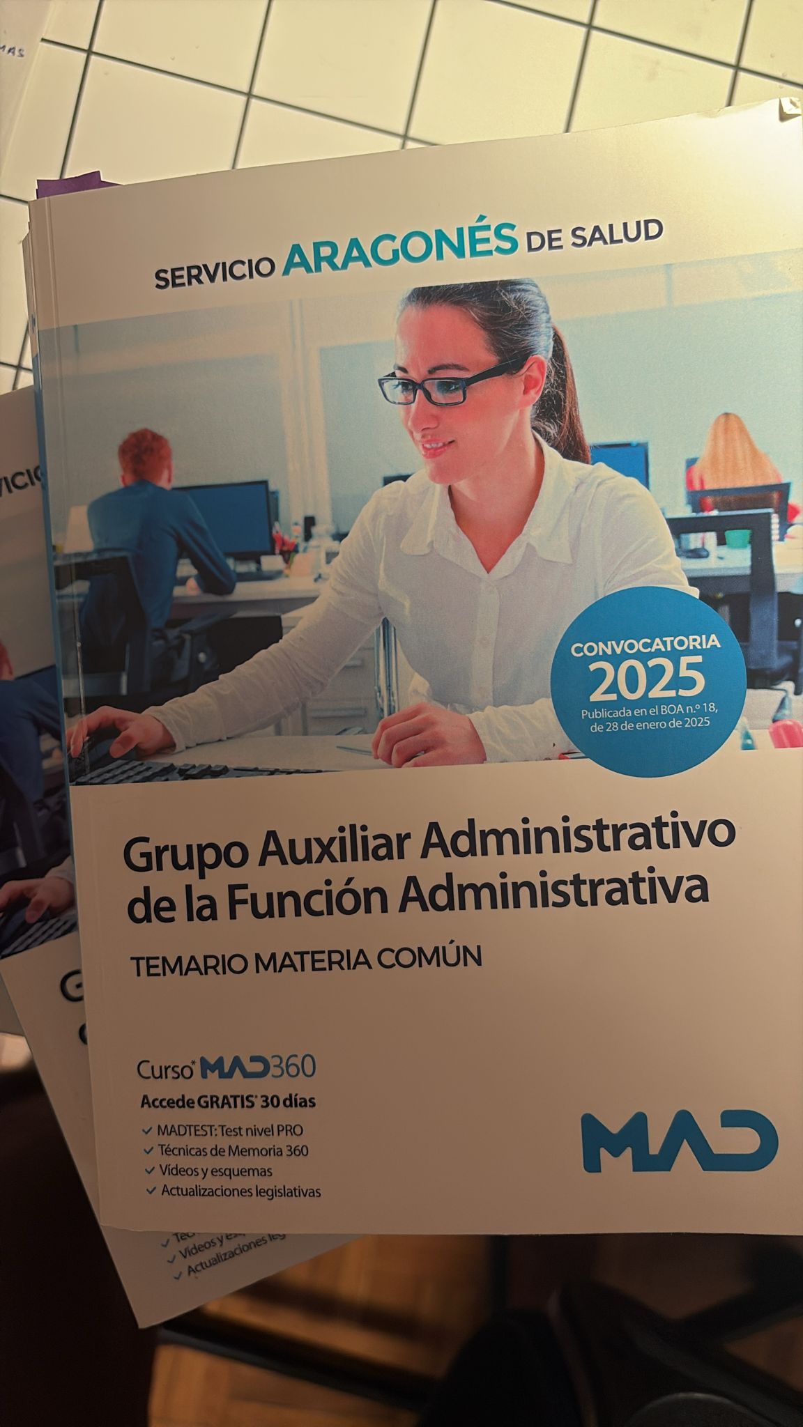 Libro Temario Específico Auxiliar Administrativo Servicio Aragonés de Salud 2025 segunda mano