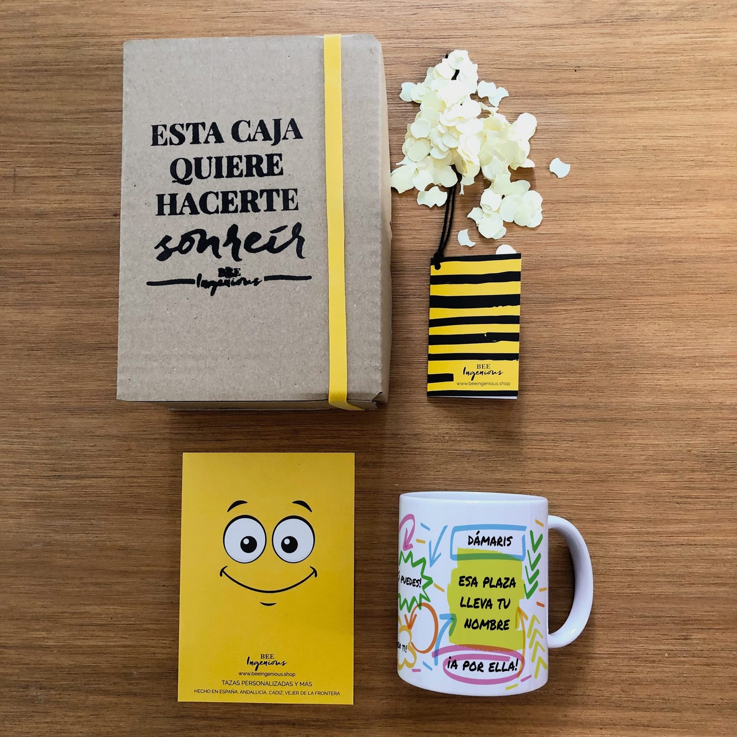 taza opositora personalizada bee ingenious en caja de regalo