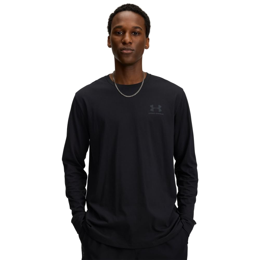 Under Armour Hombre Sportstyle Left Chest Long Sleeve, Camiseta de Manga Larga Transpirable para Hombre, Camiseta de Gimnasio cómoda y de Secado rápidoBlack / / Pitch Gray,XL – Deportes para oposiciones – Material de estudio – OpoMarket