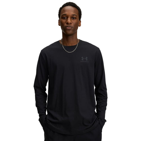 Under Armour Hombre Sportstyle Left Chest Long Sleeve, Camiseta de Manga Larga Transpirable para Hombre, Camiseta de Gimnasio cómoda y de Secado rápidoBlack / / Pitch Gray,XL – Deportes para oposiciones – Material de estudio – OpoMarket